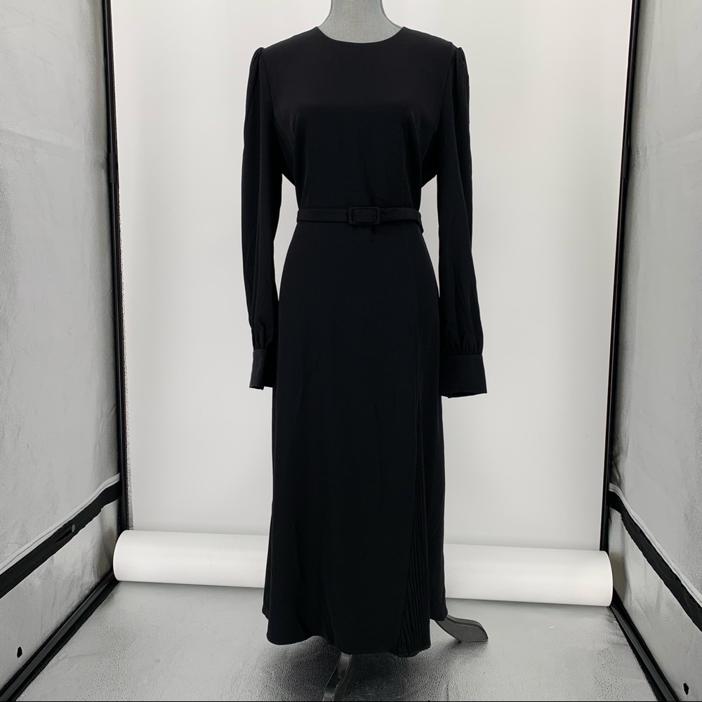 Elegant Long Sleeve Black Midi Dress with Belt